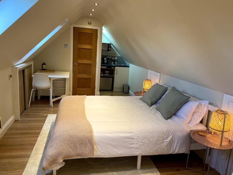 Ferienwohnung The Little Gable Wavendon Exterior foto